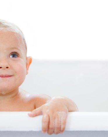 baby-flakes-baby-tub